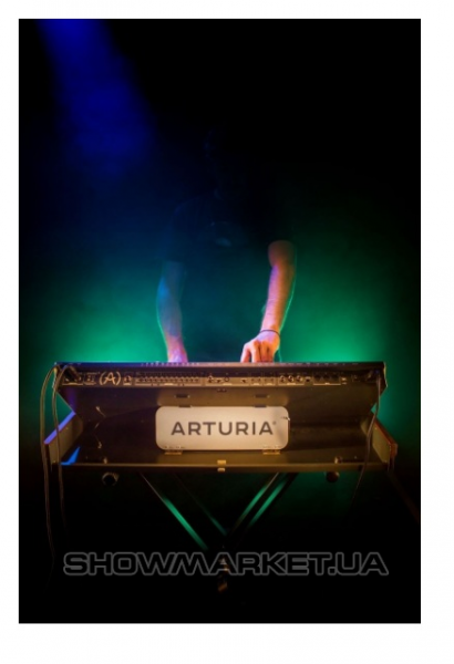 Фото Аналоговий синтезатор Arturia MatrixBrute L