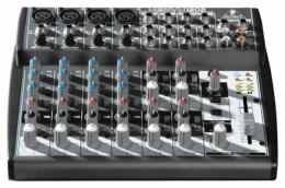 Микшерный пульт Behringer XENYX 1202