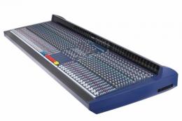 Мікшерний пульт Soundcraft Live 8/24