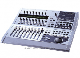 Мікшерний пульт YAMAHA 01X