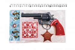 Набор игровой Меган Golden Gun 140