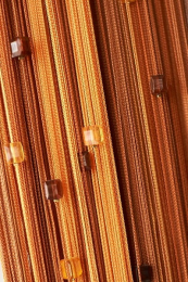 Шторы нити Радуга Стеклярус терракотовый оранжевый и коричневый с квадратным коричневим и камнем шампань № 124