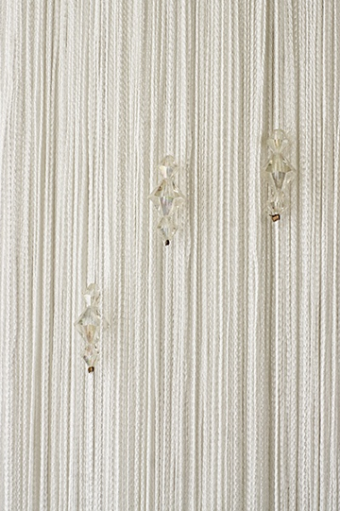 Фото Шторы нити Стеклярус белый с тройными биконусными прозрачными камнями № 1+1