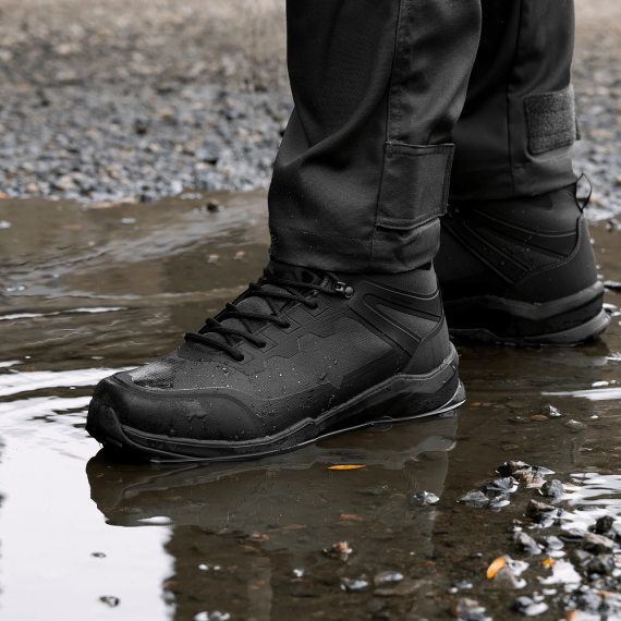 Фото Кросівки Corett Mid XTerm Чорні