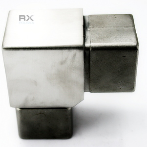 Foto Codo 90° para perfil 50x50x1,5 mm, AISI 304, SATINADO