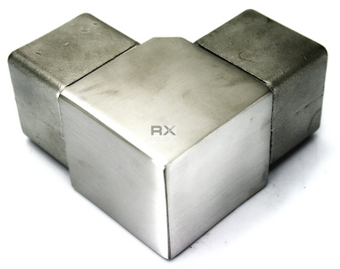 Foto Codo agudo pegado en el perfil 40x40x2 mm, AISI 304, SATINADO