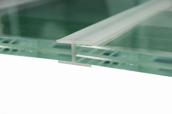 Foto Junta entre vidrios en  H  para doble marquesina, SILICONA