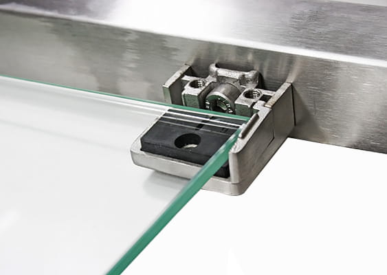 Foto Pinzas para vidrio45x45 mm con placa de protección para superficie plana, AISI 304, SATINADO