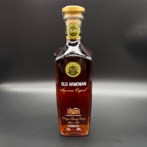 Foto Brandy Old Armenian 8años 40% 0.5l