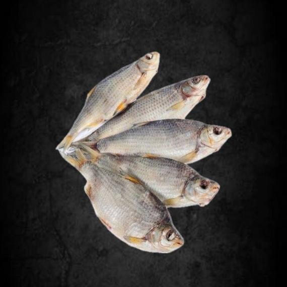 Foto Pescado seco Plotva sin eviscerar ~ 140g