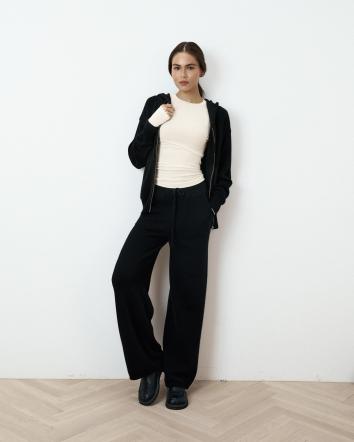 Black knit mood set