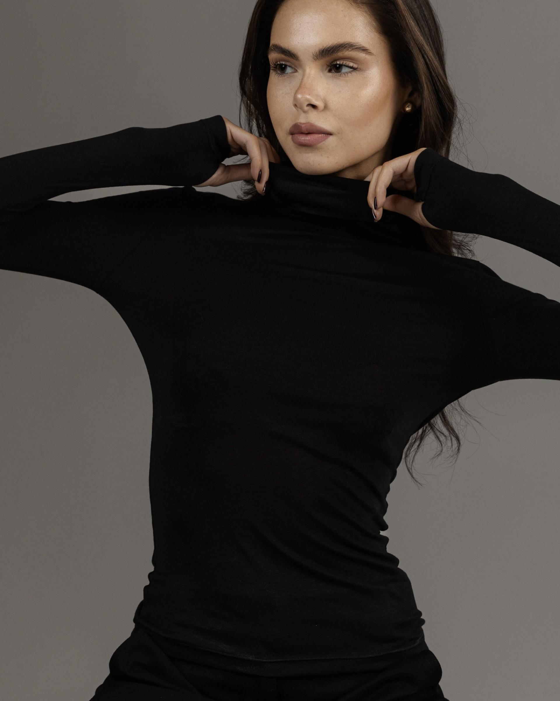 Фото 3 Black longsleeve warm neck L Фото 3 Black longsleeve warm neck L