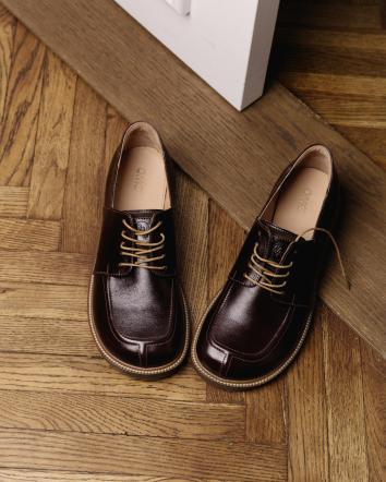 Дербі жіночі OMG ANATOMIC каштанові