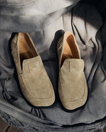 Лофери жіночі OMG ANATOMIC ЗАМША пісочні