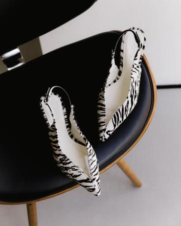 Слінгбеки жіночі OMG TOP HEELS zebra