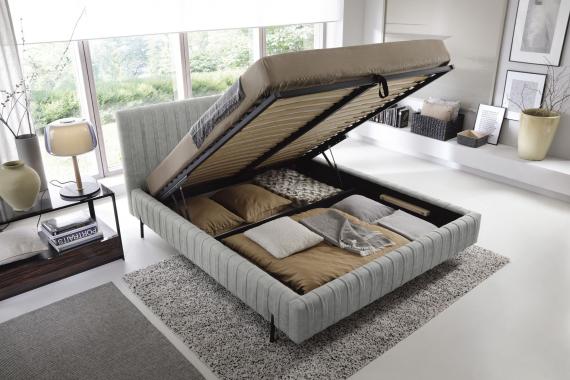 Foto Cama con somier metálico, sistema elevador de gas y arcón de almacenamiento PLISSA, Gris claro