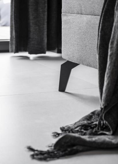 Foto SOFÁ CAMA GRANDE CON PATAS ALTAS 350 CM X 170 CM VERTIZO ROSA
