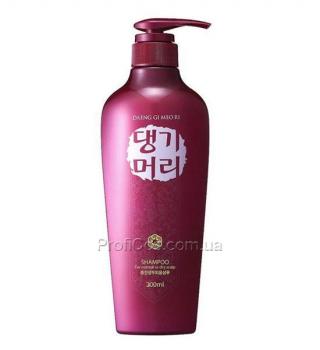 Фото Шампунь для нормальных и сухих волос Daeng Gi Meo Ri Shampoo For Normal to Dry Scalp, 500 мл