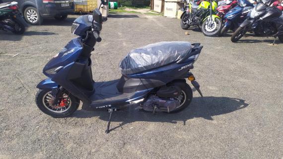 Фото Скутер Forte New Jog 80cc