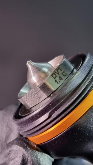 Фото Devilbiss DV1 C+  1.3 mm с бачком