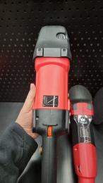 ЭЛЕКТРИЧЕСКАЯ ПОЛИРОВАЛЬНАЯ МАШИНКА NTOOLS RP 180E