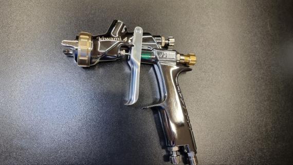 Фото IWATA KIWAMI 4 WBX 1.4 мм с бачком