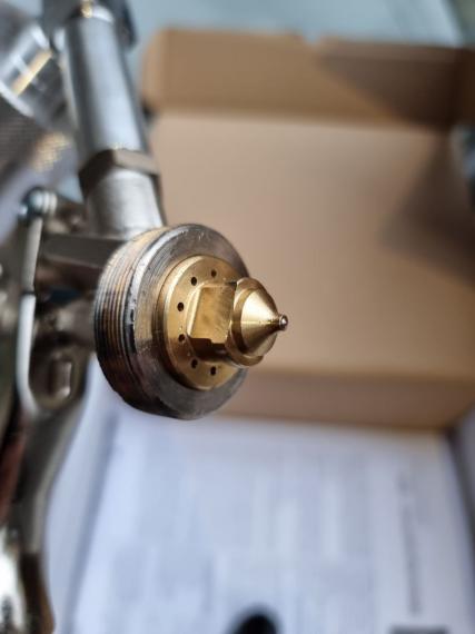 Фото CARSYSTEM MS AIR GUN пистолет для распыляемого герметика