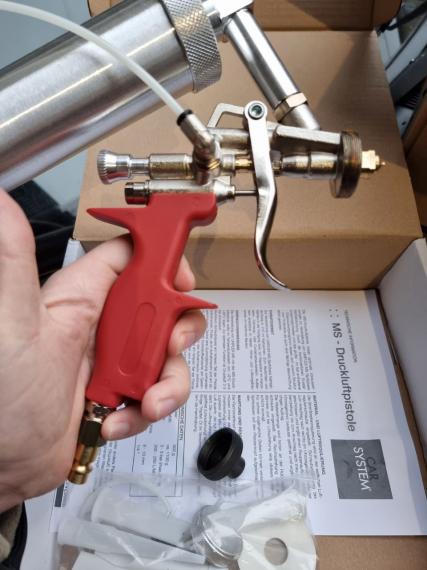 Фото CARSYSTEM MS AIR GUN пистолет для распыляемого герметика