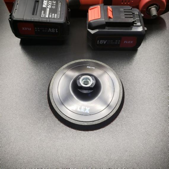 Фото FLEX PE 150 18.0-EC аккумуляторная роторная полировальная машинка