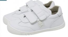 Deportivo respetuoso blanco de piruflex