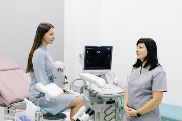 Консультація гінеколога у Чернівцях: як підготуватися та чого очікувати